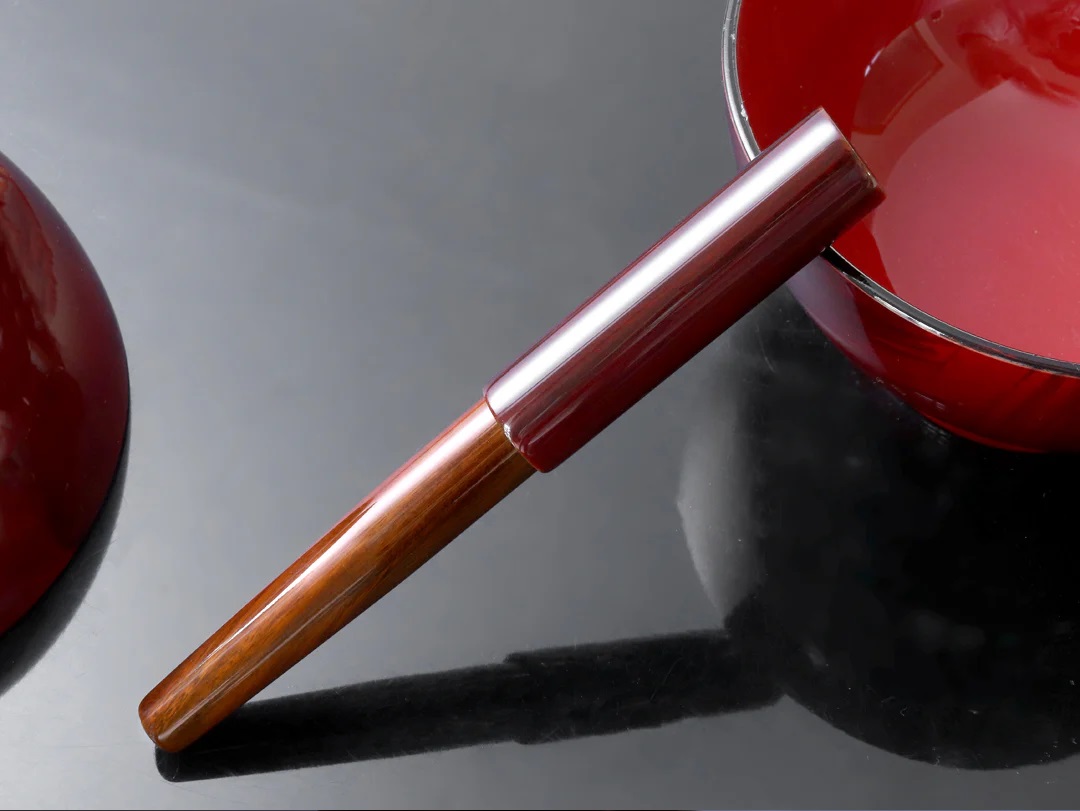 Wancher Sekai Aizu Urushi Verawood Stylo Plume