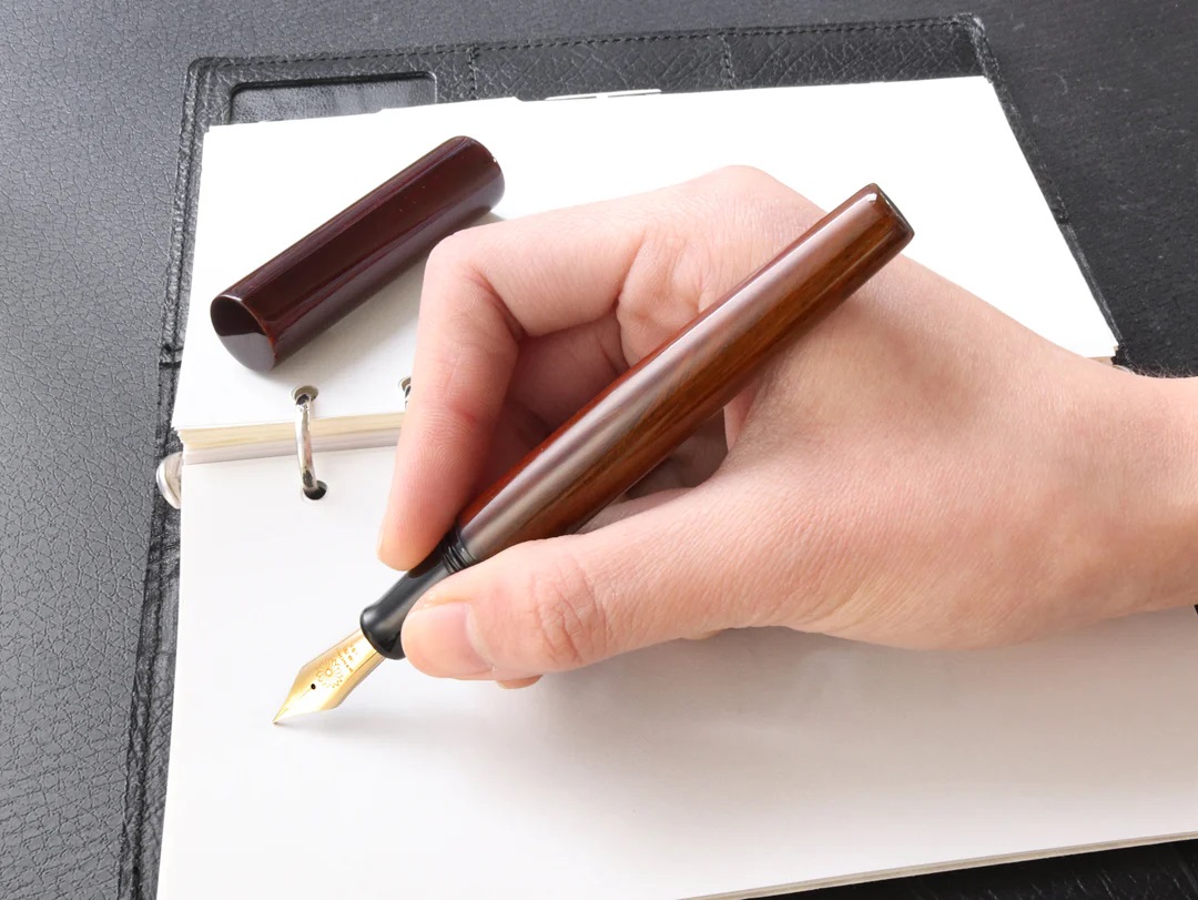 Wancher Sekai Aizu Urushi Verawood Stylo Plume