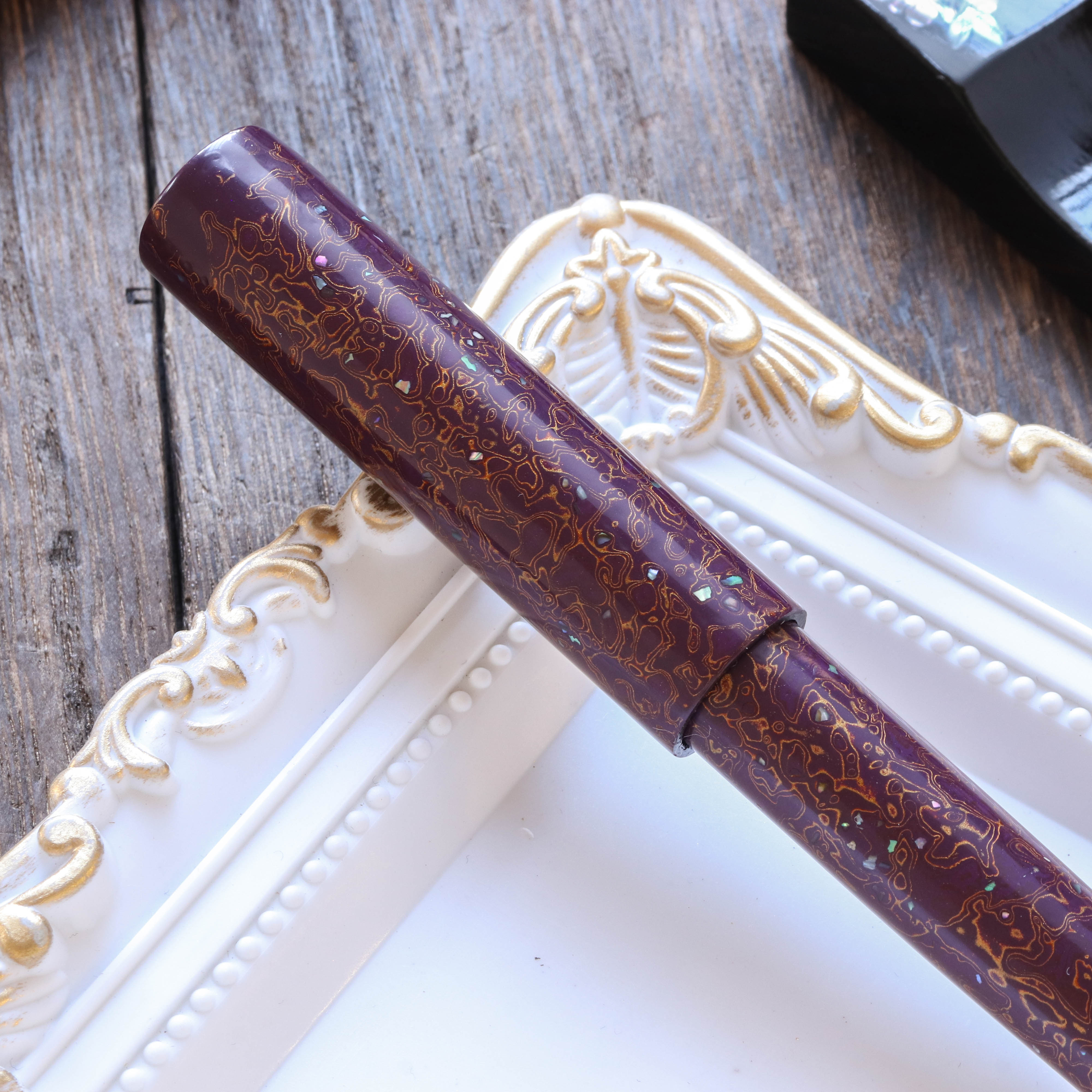 Wancher Sekai Saihi Urushi Murasaki-age Raden Vulpen
