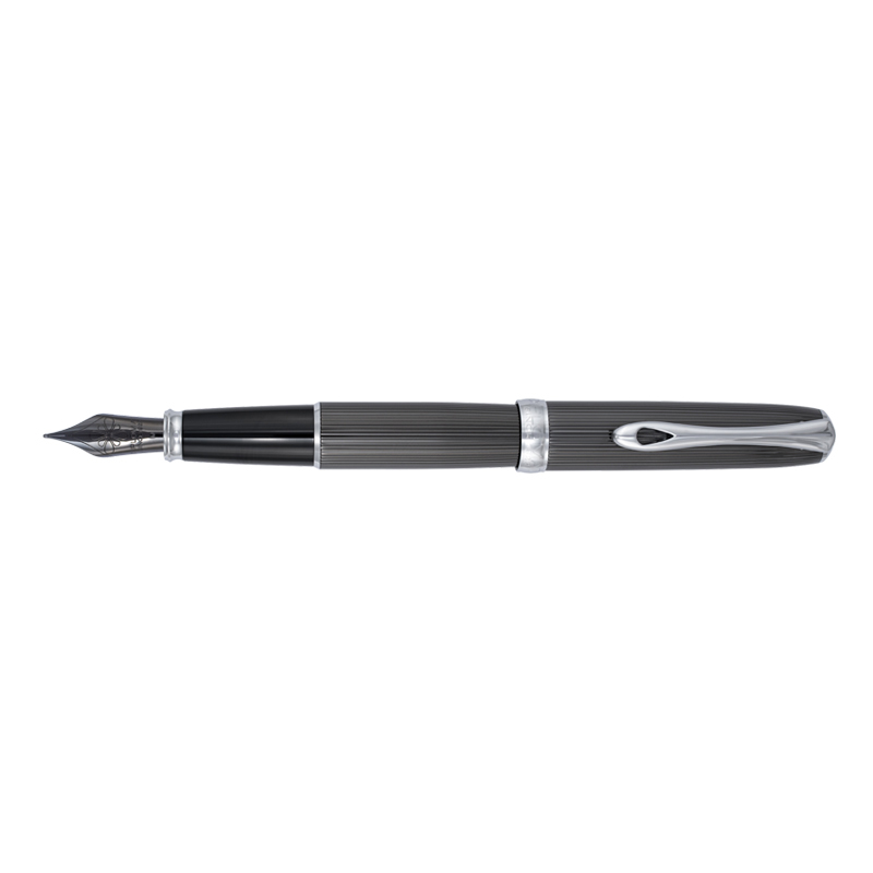 Stylo à bille Diplomat Excellence A Guilloche PVD Noir/Chrome