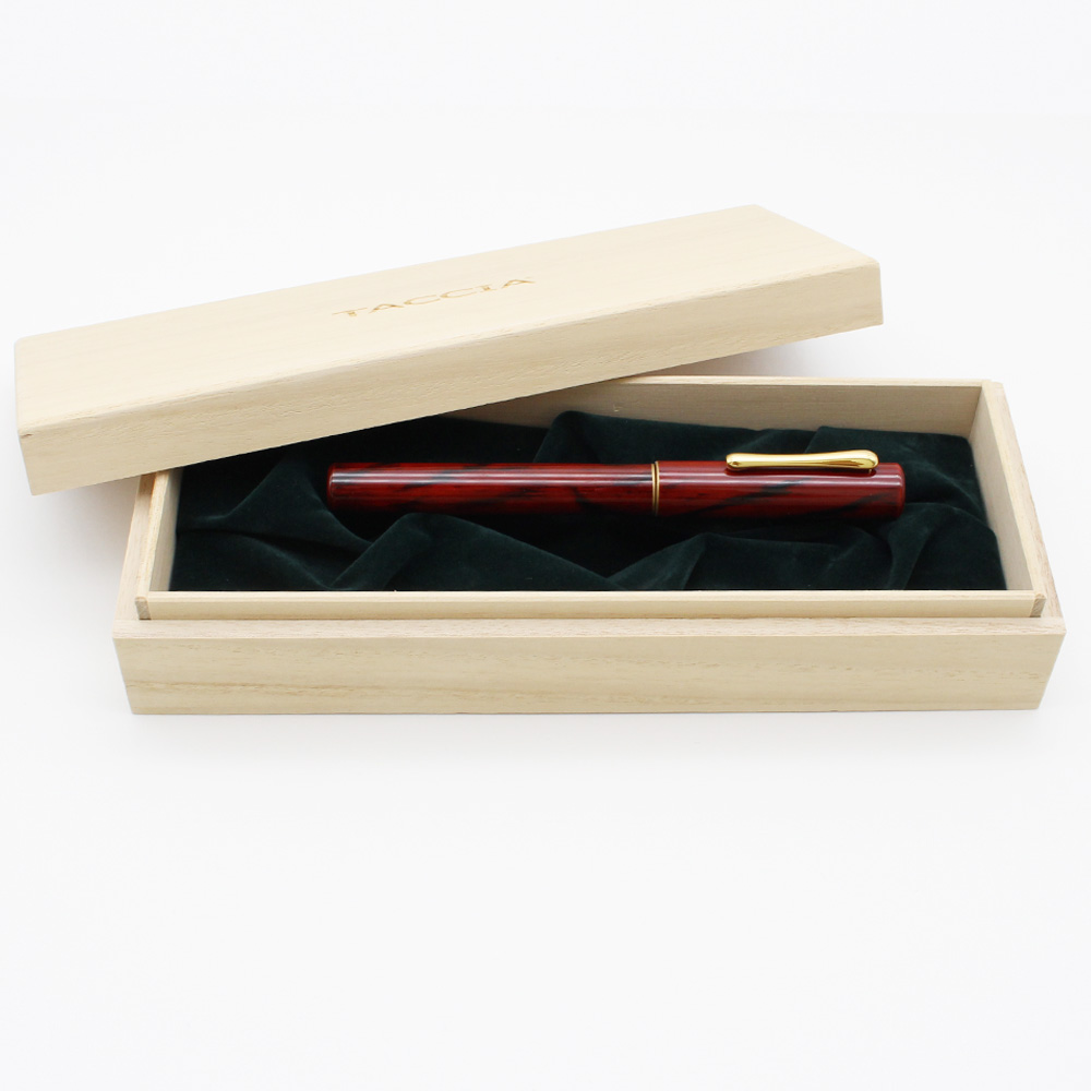 Taccia Hare-hi Yoi-enbu Fountain pen