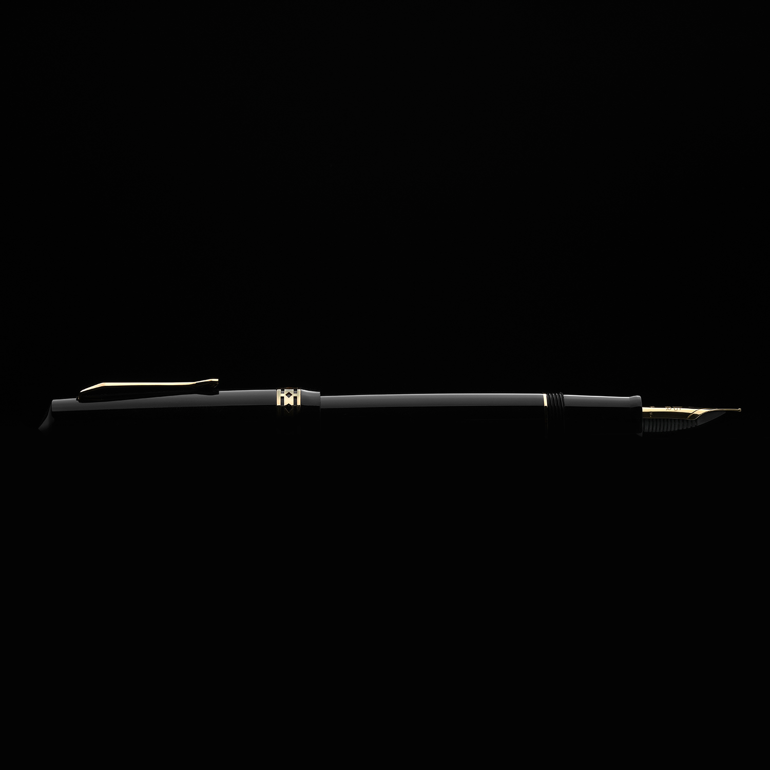 Radius Settimo Nero Essenza Lucido RT Fountain pen