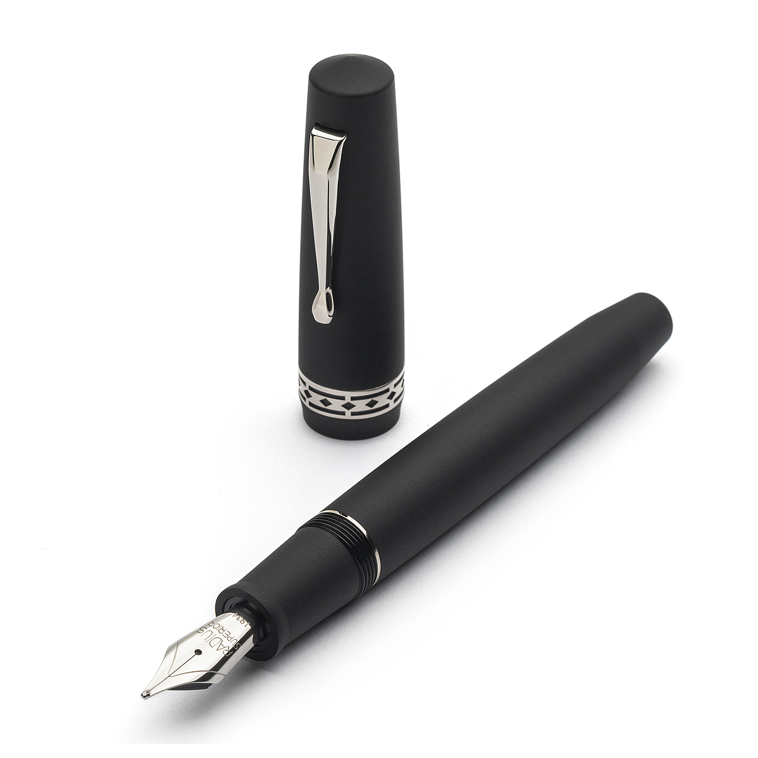 Radius Settimo Nero Essenza Lucido RT Fountain pen