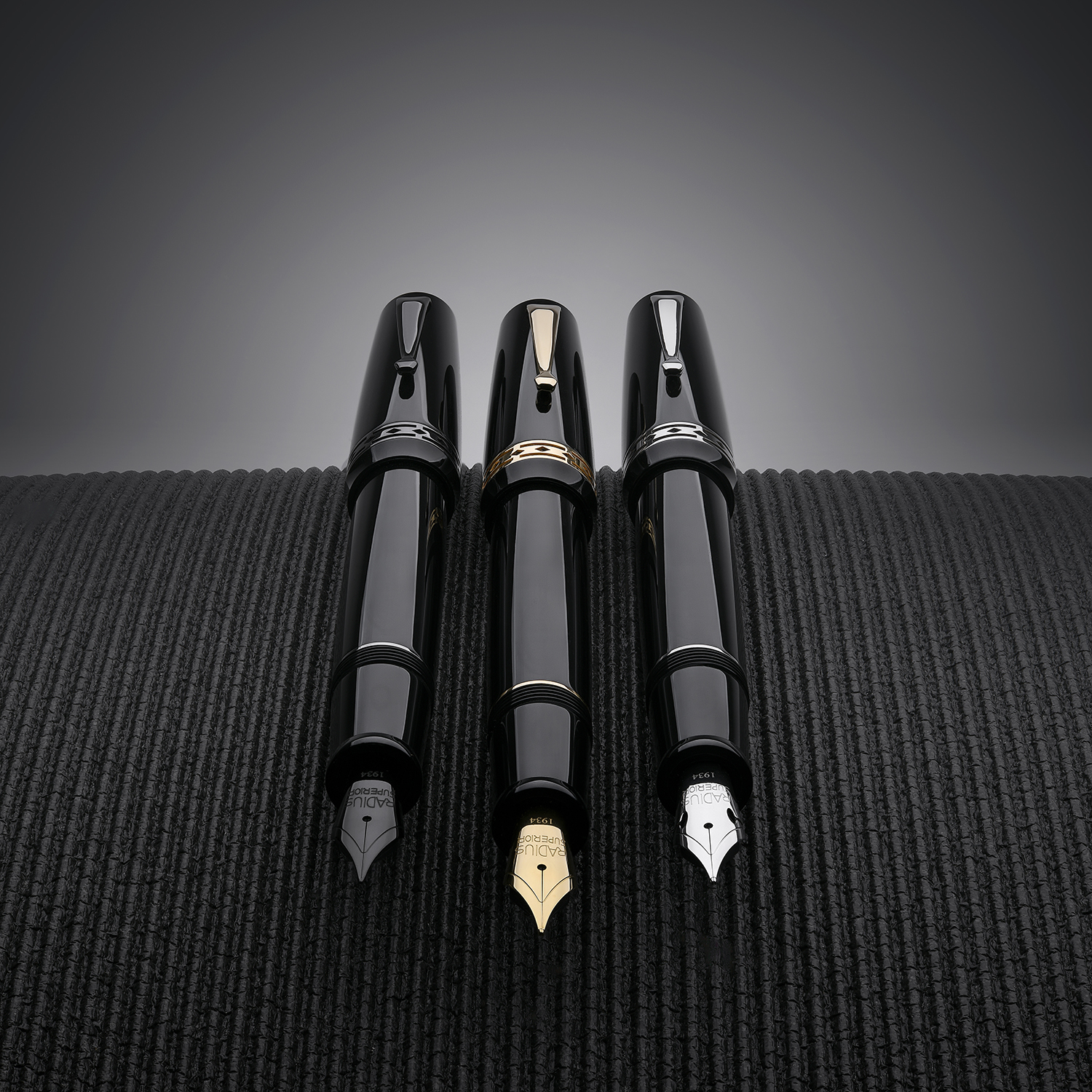 Radius Settimo Nero Essenza Lucido RT Fountain pen