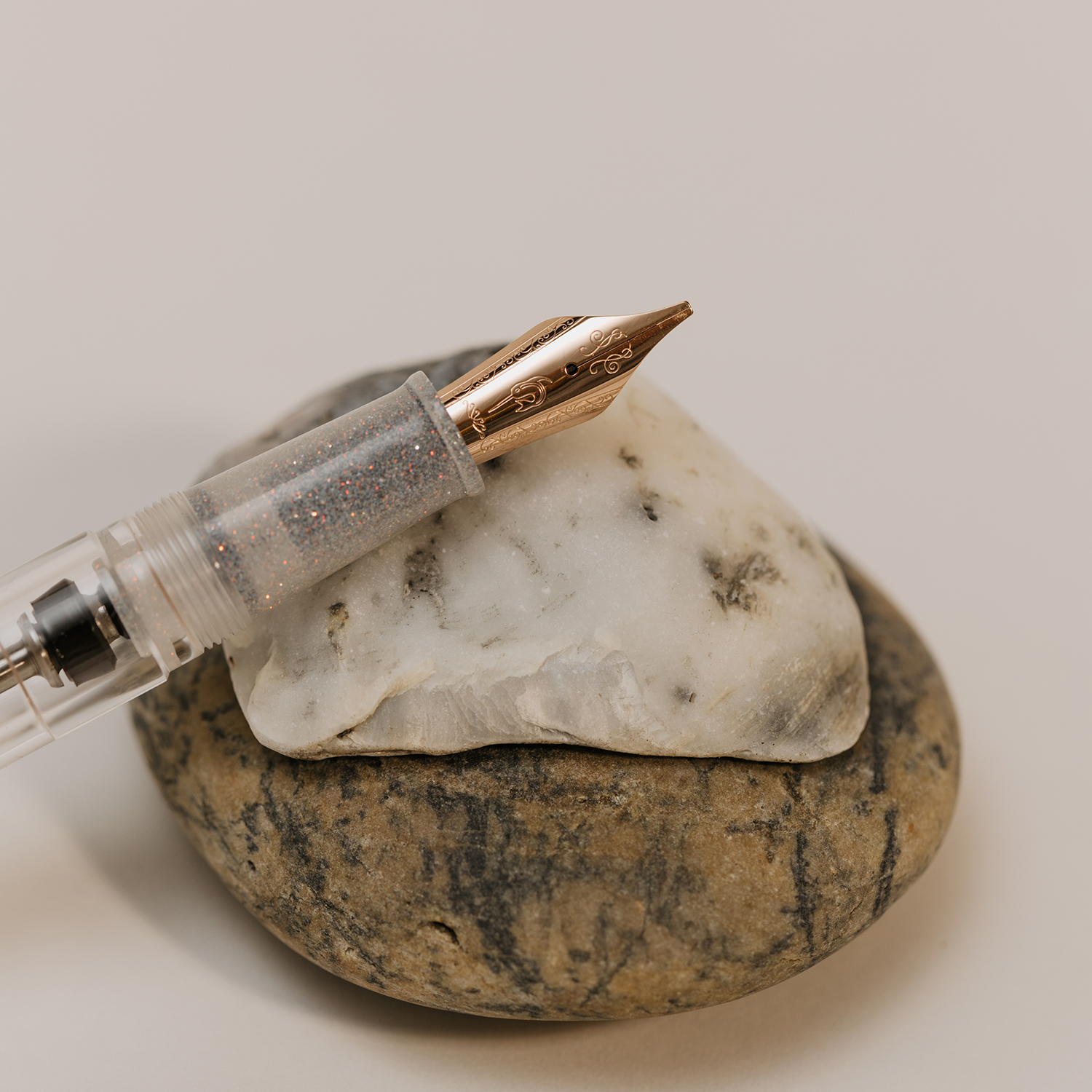 Nahvalur Original Plus Matira Quartz RGT Fountain Pen