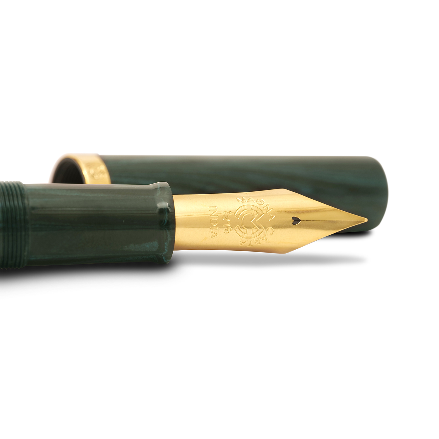 Magna Carta Mag 1000 SEM Ebonite Rouge Stylo Plume GT