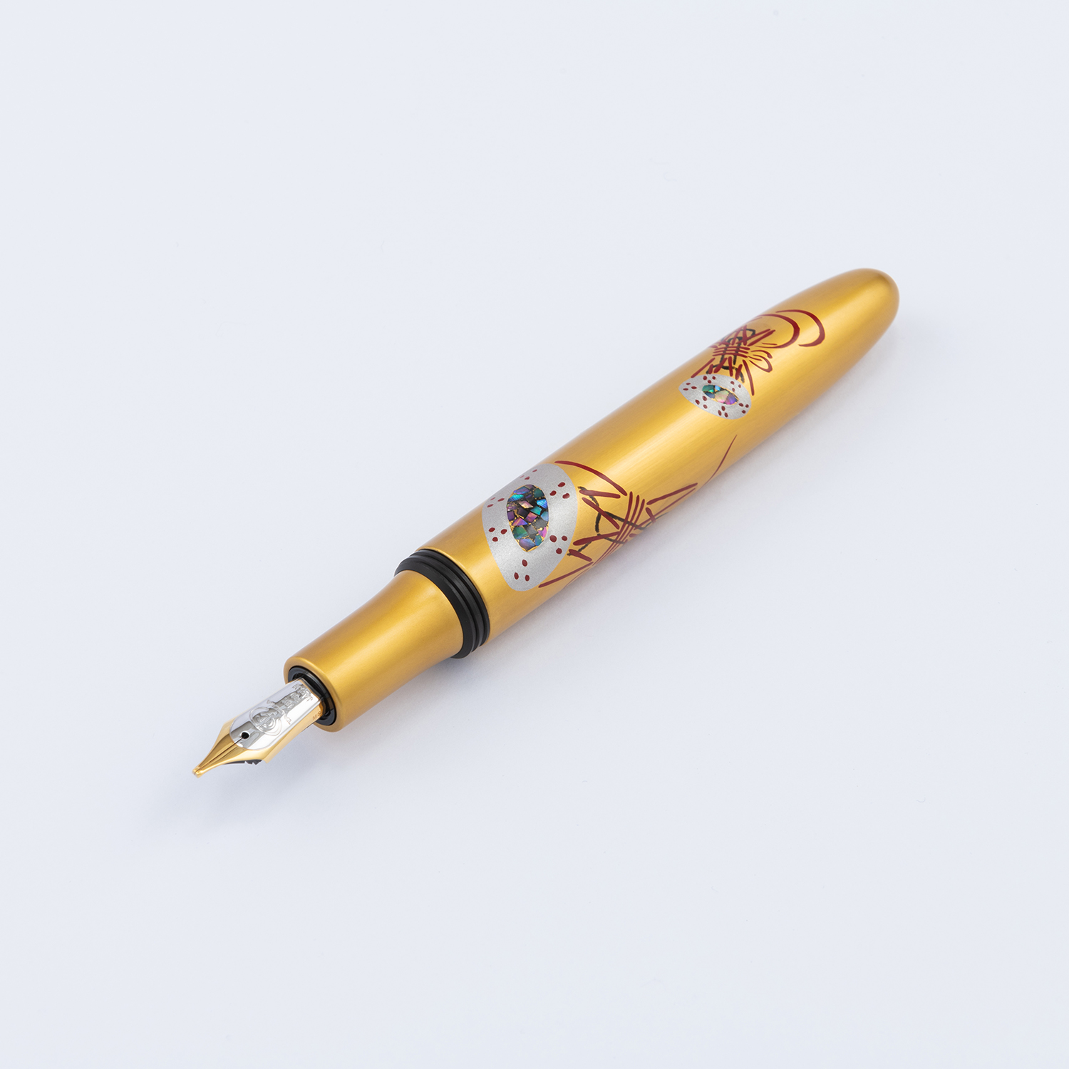 Taccia Kin-ji Maki-e Urushi Gyoku-in Biwa Fountain pen