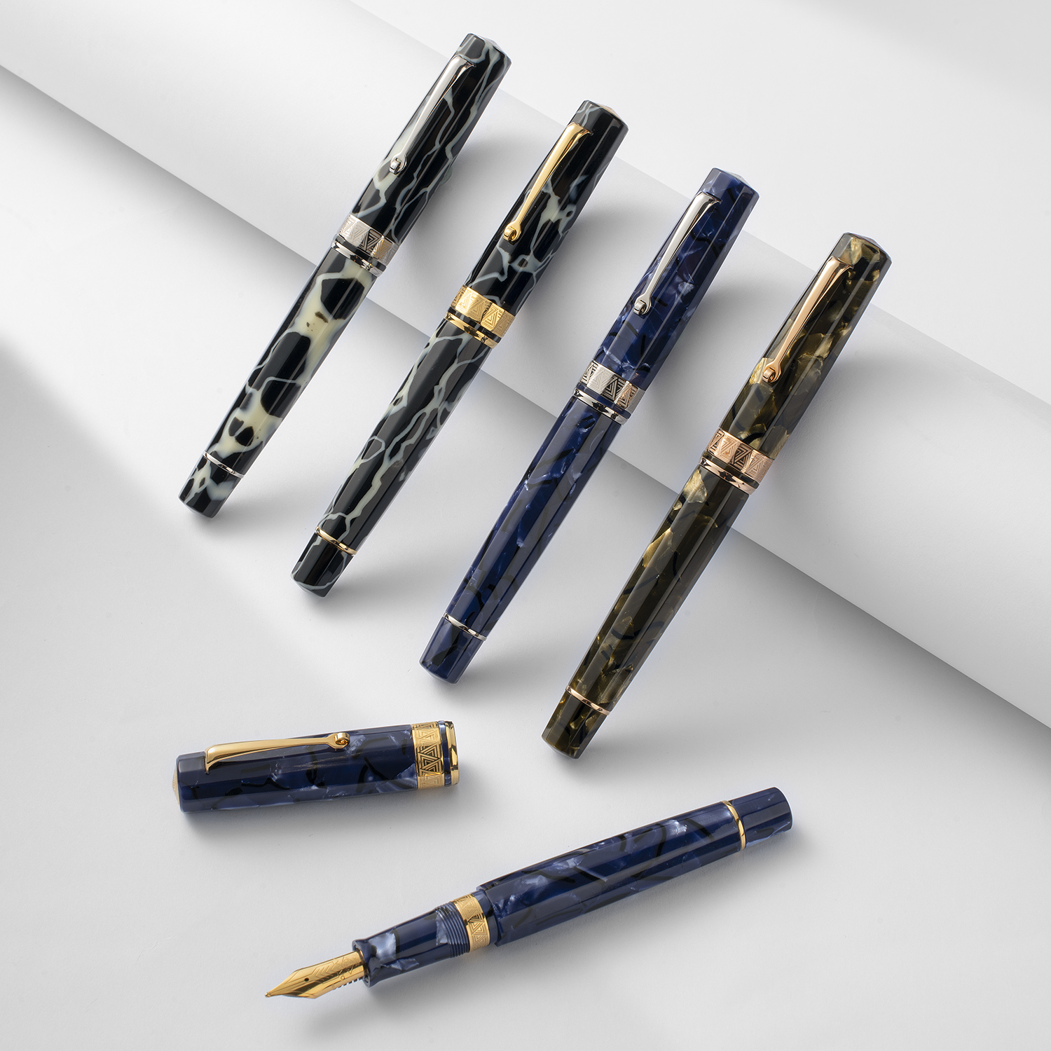 Omas Paragon Wild GT Fountain pen