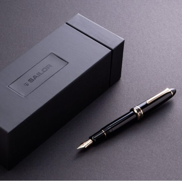 Sailor 1911L Black GT Naginata Fude de Mannen Fountain pen